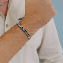 Carica l&#39;immagine nel visualizzatore di Gallery, COMETE Uomo Acciaio UBR 1028 Bracciale Colore Argento e PVD Nero - Costellation
